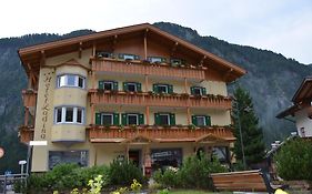Hotel Ladina